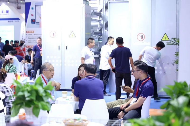 5月18日中國畜博會盛大開幕，卓一牧業(yè)展位人氣“狂飆”！